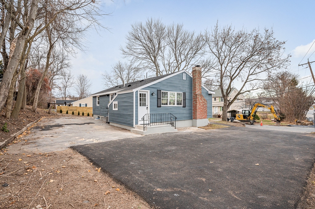 3 Derry Road Methuen, MA 01844 - Photo 41 of 42 Gallery Image 41
