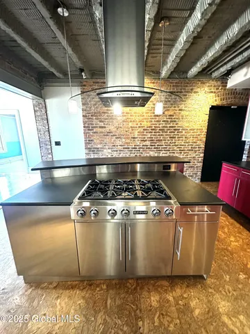 $2,500 | 352 State Street, Unit 6A, Albany, NY 12210