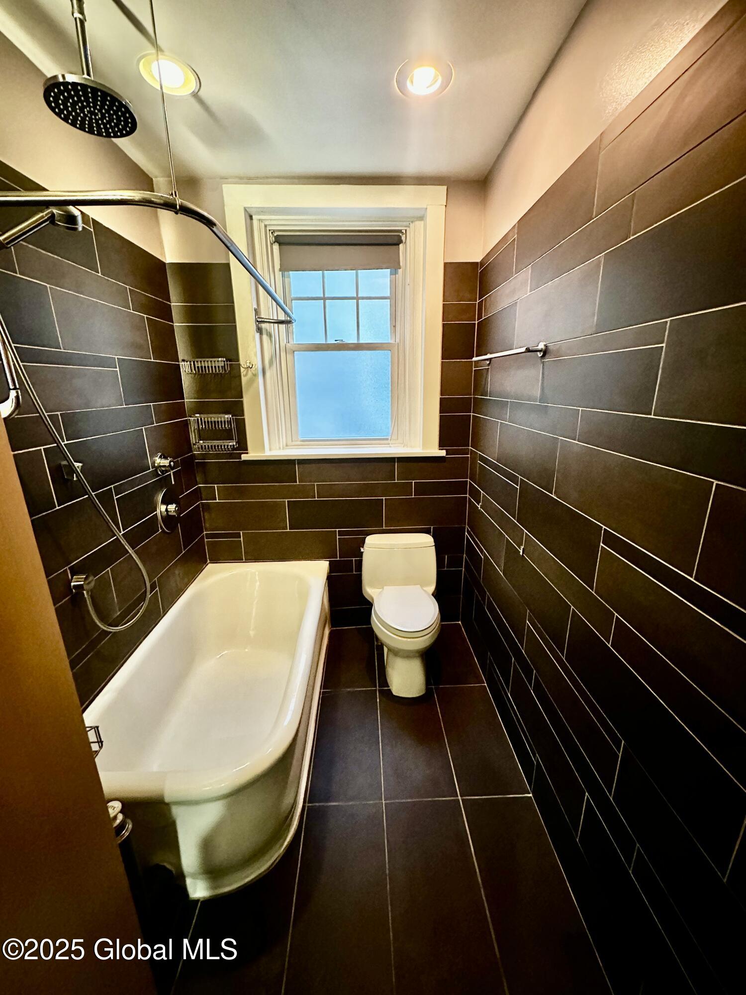 352 State Street, Unit 6A Albany, NY 12210 - Photo 19 of 29 IMG_7445