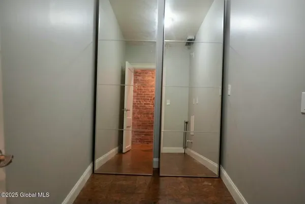 $2,500 | 352 State Street, Unit 6A, Albany, NY 12210