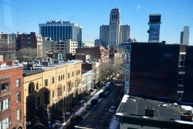 $2,500 | 352 State Street, Unit 6A, Albany, NY 12210