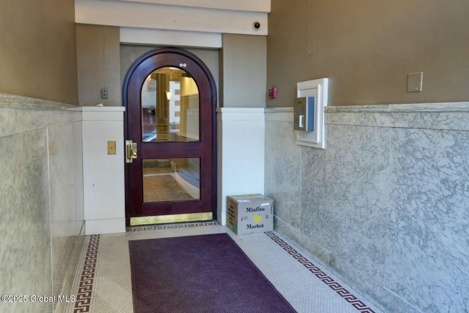 352 State Street, Unit 6A Albany, NY 12210 - Photo 5 of 29 DSC01798