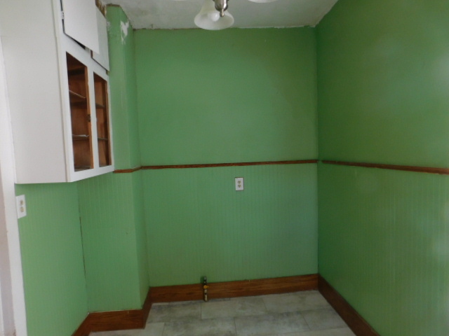 302 East Park Street Morrison, IL 61270 - Photo 9 of 26
