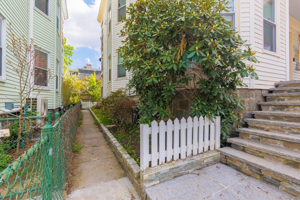 48 Burt Street, Unit 3 Boston, MA 02124 - Photo 3 of 18