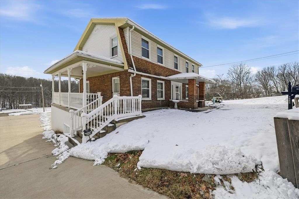 1060 Phillips Street Baden, PA 15005 - Photo 8 of 34