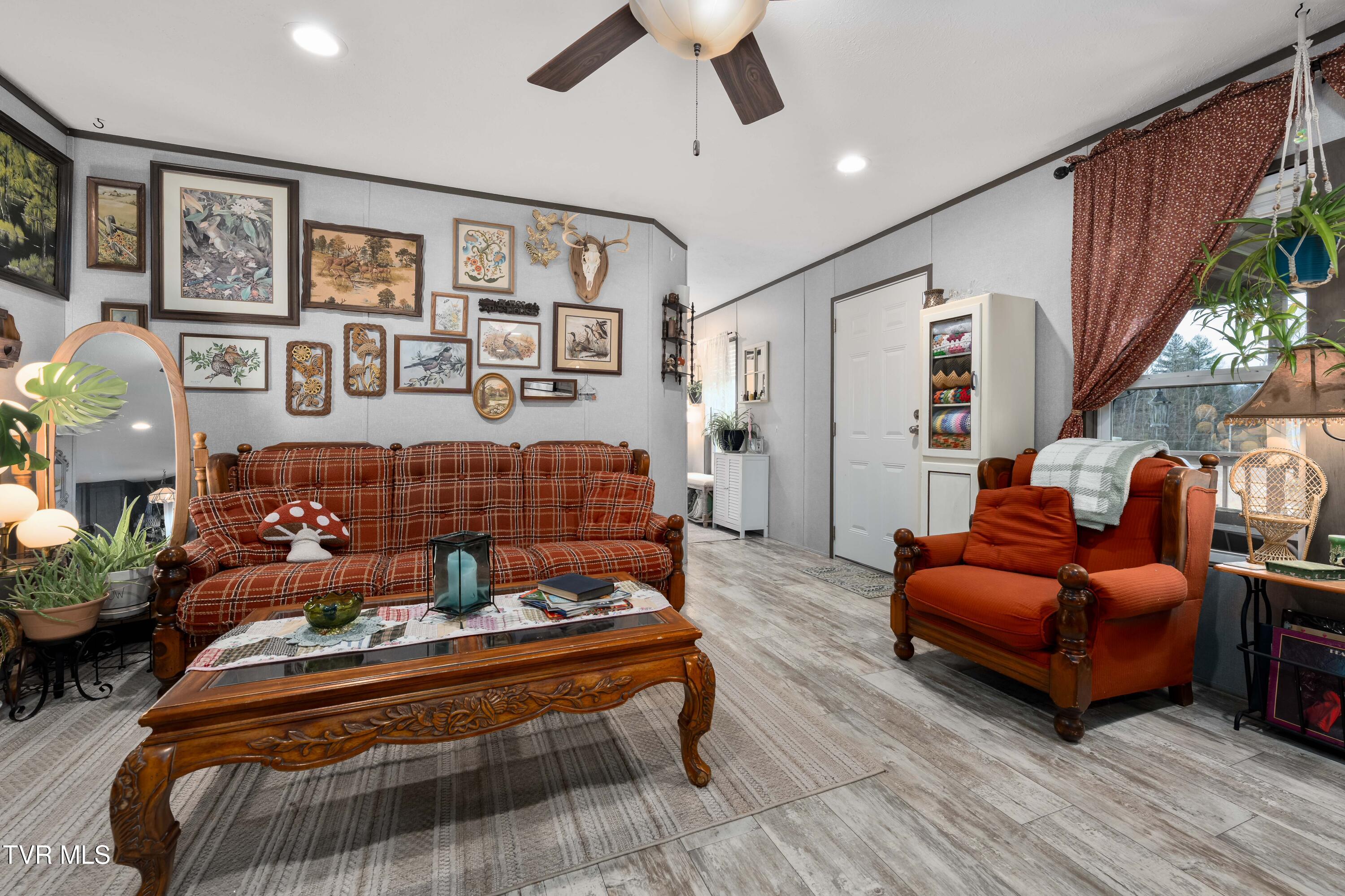 326 Grindstaff Road Butler, TN 37640 - Photo 20 of 53 326 Grindstaff Rd (36 of 59)