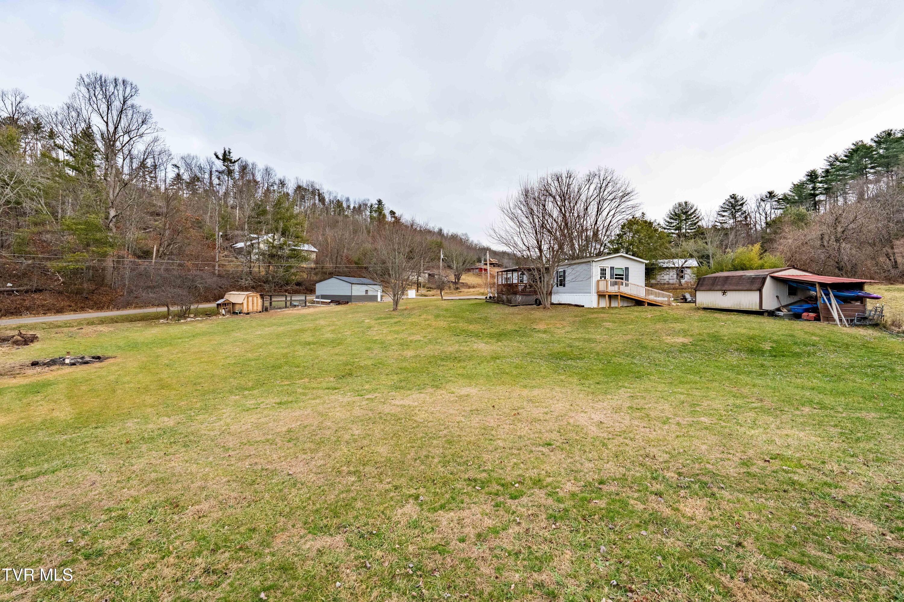 326 Grindstaff Road Butler, TN 37640 - Photo 50 of 53 326 Grindstaff Rd (26 of 59)