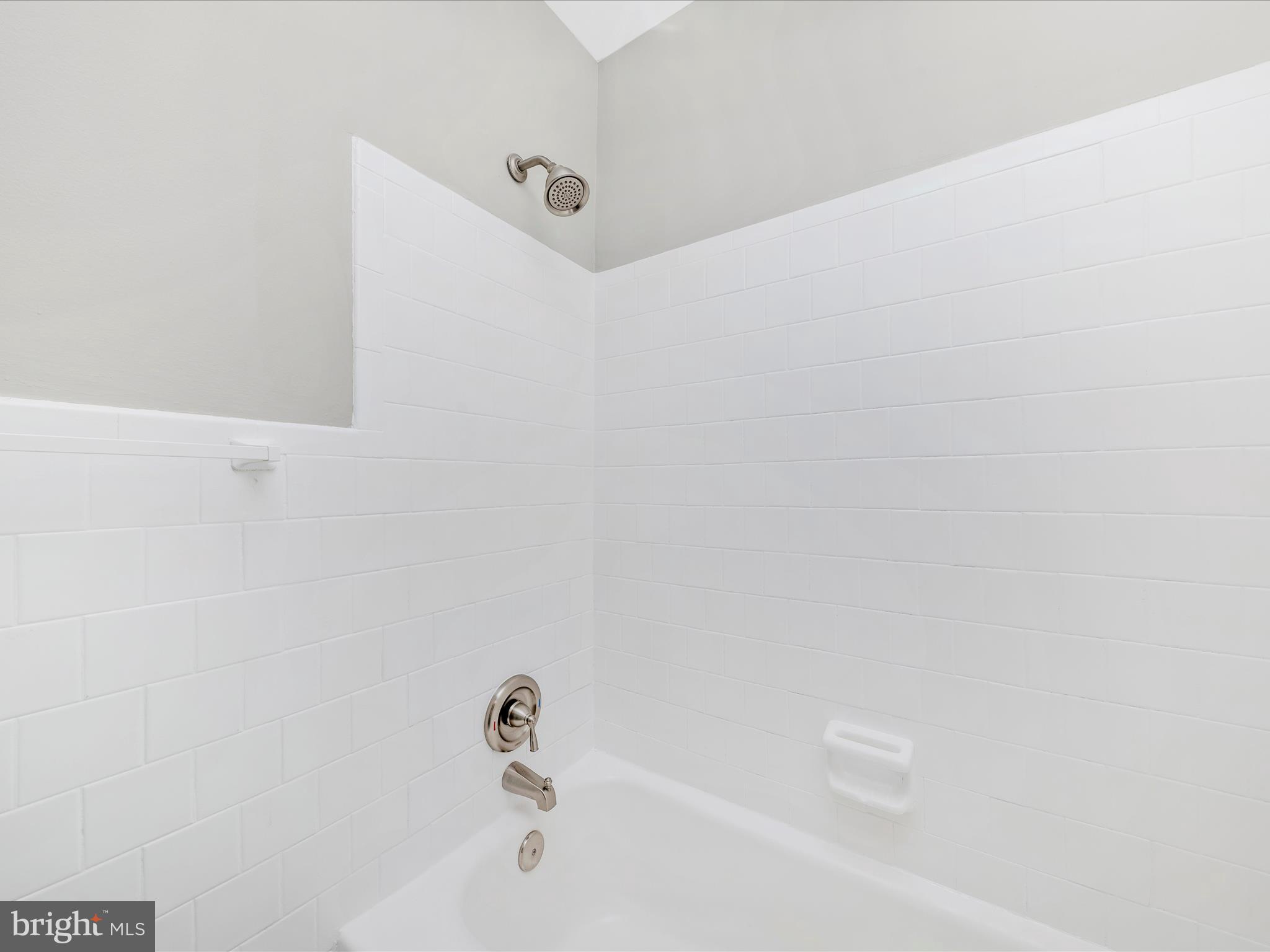 11503 Amherst Avenue, Unit 14 Silver Spring, MD 20902 - Photo 20 of 29 Hall Bath