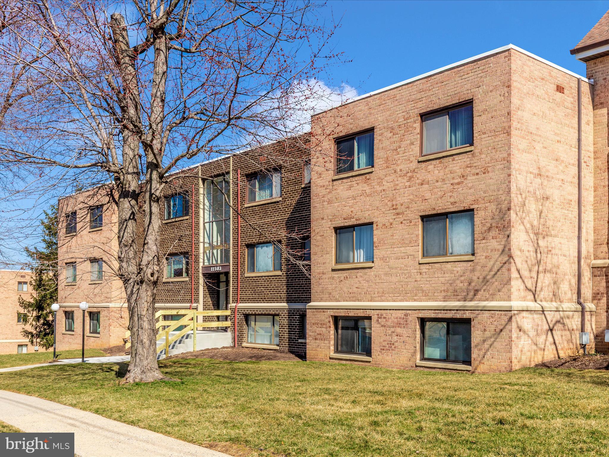 11503 Amherst Avenue, Unit 14 Silver Spring, MD 20902 - Photo 26 of 29 Exterior Front