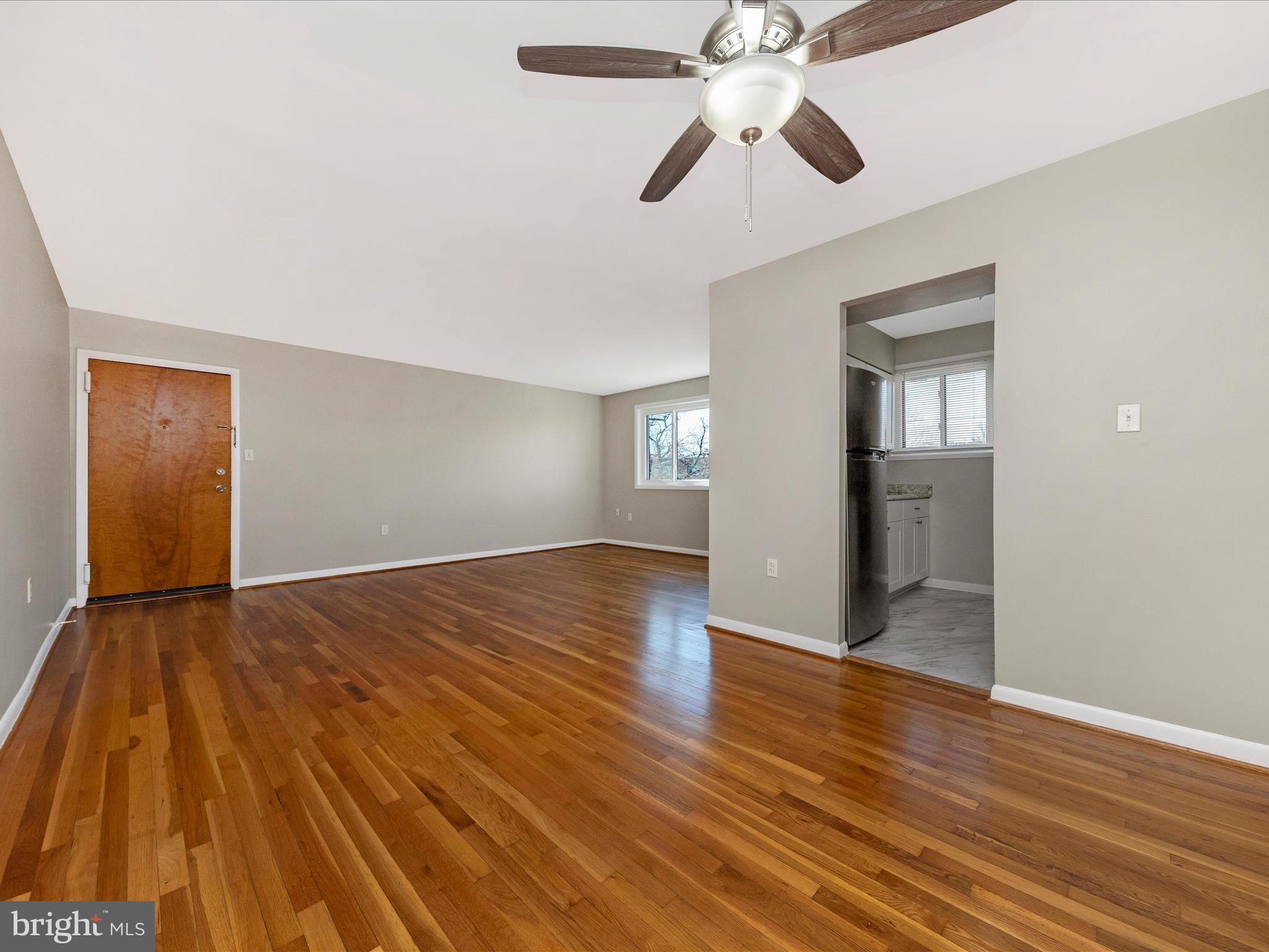 11503 Amherst Avenue, Unit 14 Silver Spring, MD 20902 - Photo 7 of 29 Dining Room