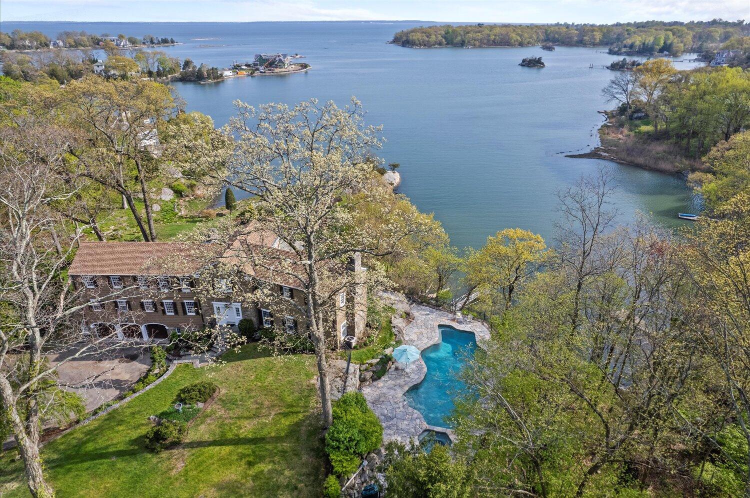 86 Delafield Island Road Darien, CT 06820 - Photo 2 of 40 02_86-Delafield-Island-Rd.52