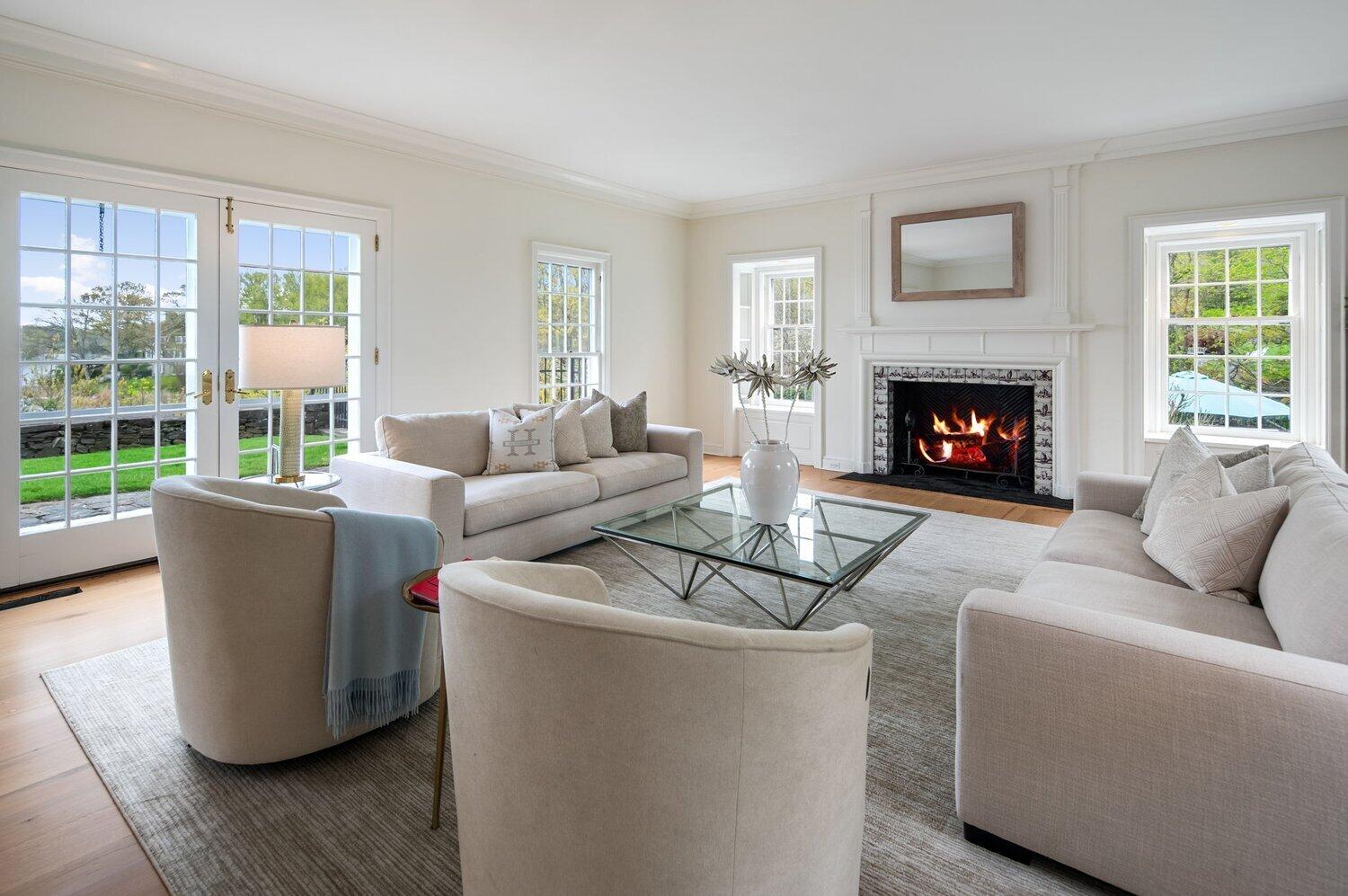 86 Delafield Island Road Darien, CT 06820 - Photo 6 of 40 06_86-Delafield-Island-Rd