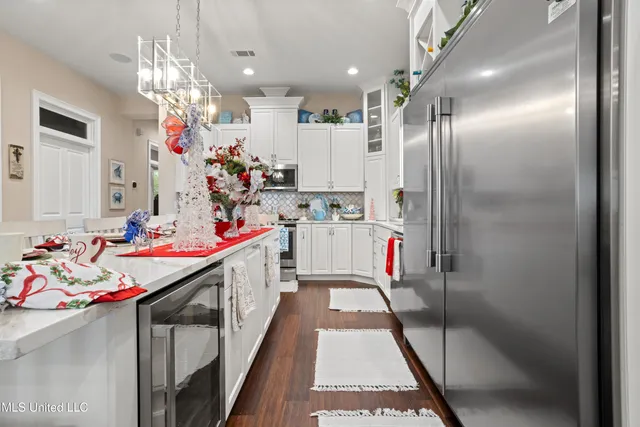 $1,100,000 | 1615 Cayman Cove, Biloxi, MS 39531