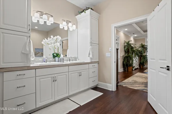 $1,100,000 | 1615 Cayman Cove, Biloxi, MS 39531