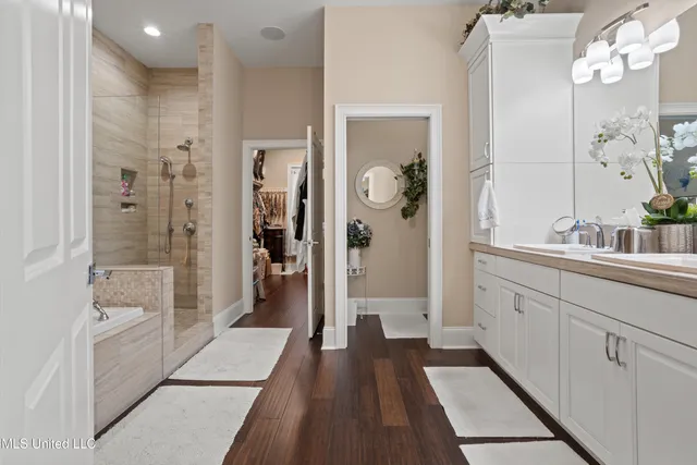 $1,100,000 | 1615 Cayman Cove, Biloxi, MS 39531