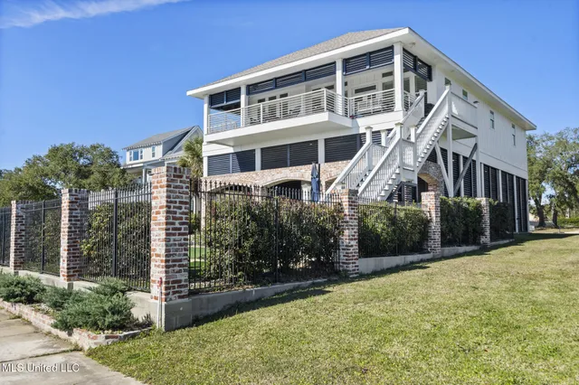 $1,100,000 | 1615 Cayman Cove, Biloxi, MS 39531