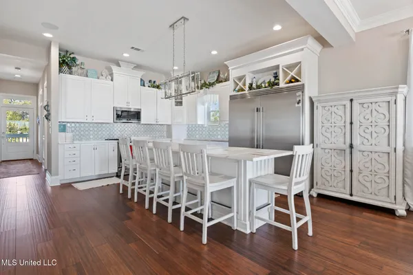 $1,100,000 | 1615 Cayman Cove, Biloxi, MS 39531