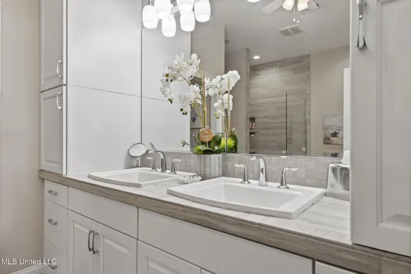 $1,100,000 | 1615 Cayman Cove, Biloxi, MS 39531