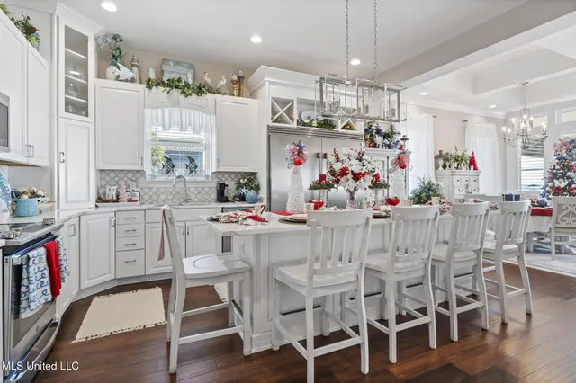 $1,100,000 | 1615 Cayman Cove, Biloxi, MS 39531