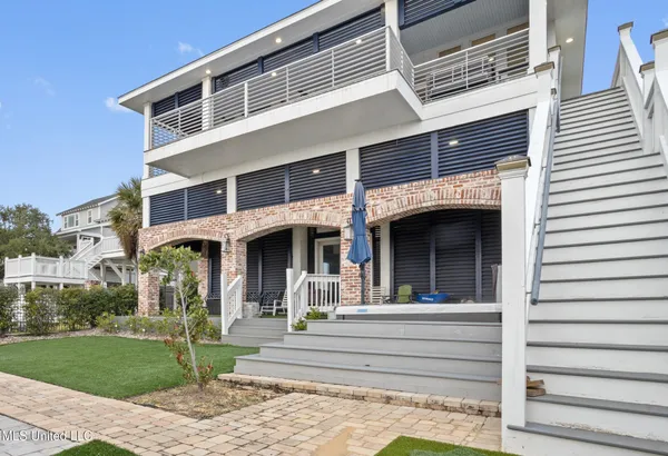 $1,100,000 | 1615 Cayman Cove, Biloxi, MS 39531