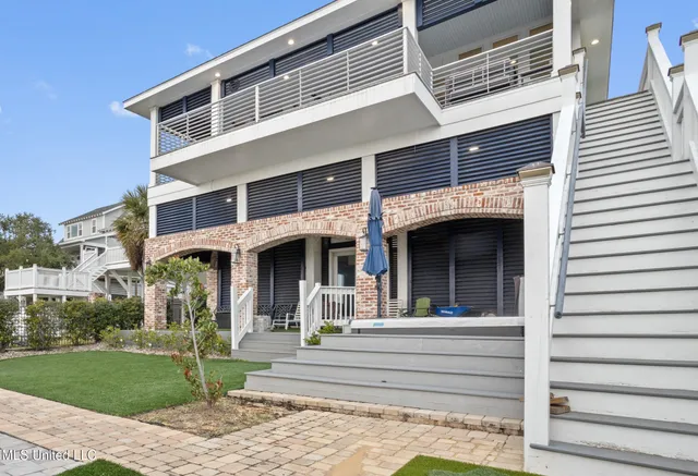 $1,100,000 | 1615 Cayman Cove, Biloxi, MS 39531