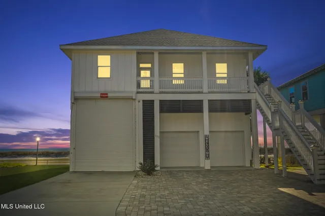 $1,100,000 | 1615 Cayman Cove, Biloxi, MS 39531
