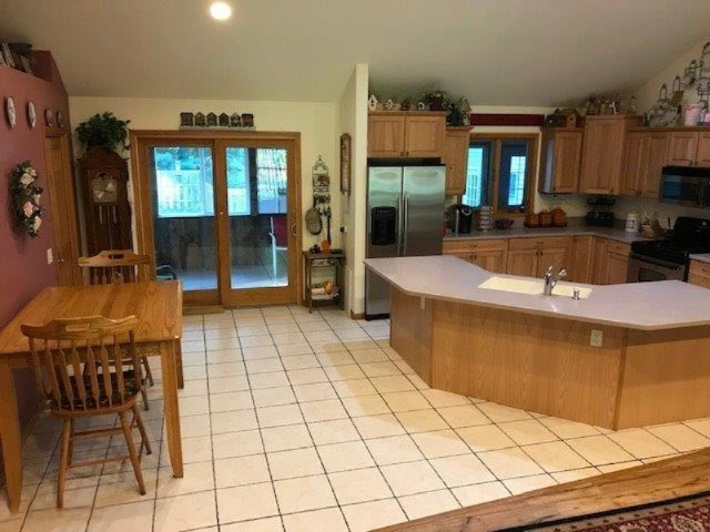 3332 Hall Road Muskegon, MI 49442 - Photo 8 of 34 IMG_6555