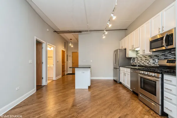 $2,750 | 6 South Laflin Street, Unit 523, Chicago, IL 60607