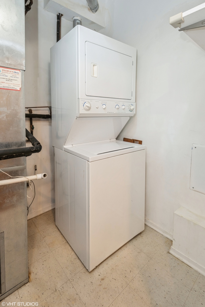 6 South Laflin Street, Unit 523 Chicago, IL 60607 - Photo 8 of 8