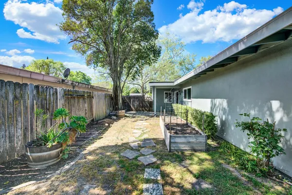 $885,000 | 638-640 Arthur Street, Davis, CA 95616