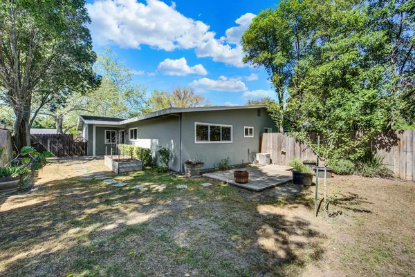 $885,000 | 638-640 Arthur Street, Davis, CA 95616