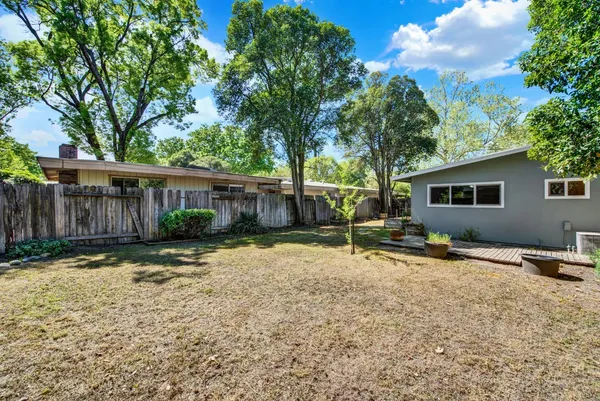 $885,000 | 638-640 Arthur Street, Davis, CA 95616
