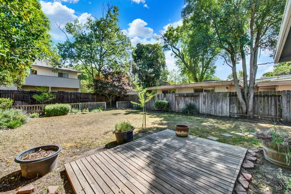 $885,000 | 638-640 Arthur Street, Davis, CA 95616