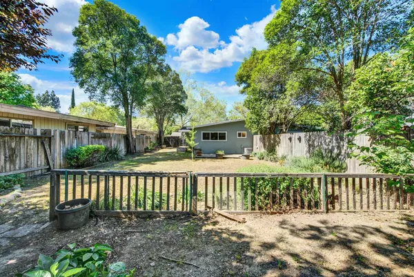 $885,000 | 638-640 Arthur Street, Davis, CA 95616