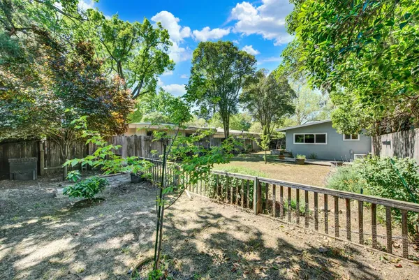 $885,000 | 638-640 Arthur Street, Davis, CA 95616