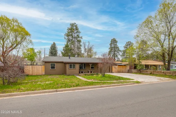 $465,000 | 219 East Zuni Drive, Flagstaff, AZ 86005