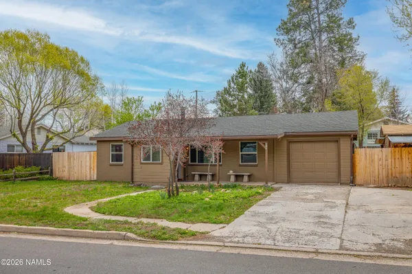 $465,000 | 219 East Zuni Drive, Flagstaff, AZ 86005
