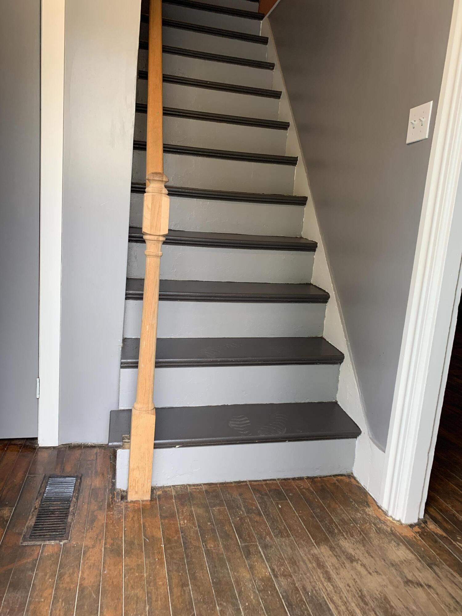 4 Middle Street Hallowell, ME 04347 - Photo 11 of 32 8