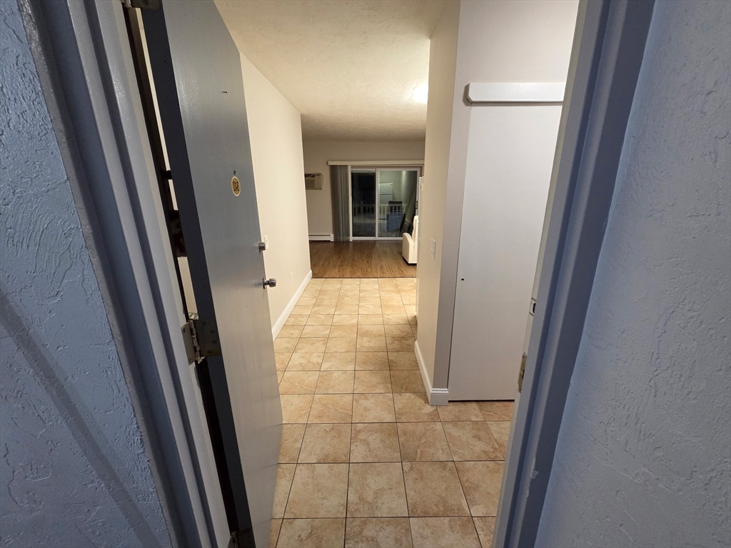 25 Ekman Street, Unit 13E Worcester, MA 01607 - Photo 8 of 10