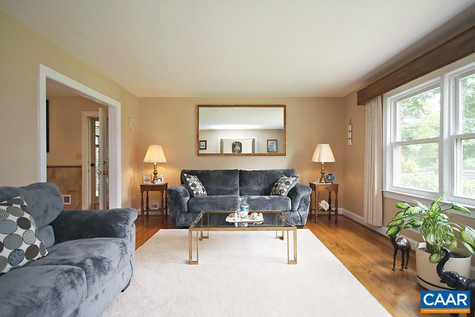 2709 Northfield Road Charlottesville, VA 22901 - Photo 3 of 32 a living room with furniture and a large window