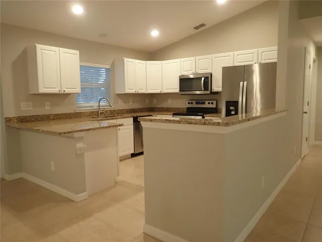 $2,300 | 11200 Chalet Avenue, Englewood, FL 34224