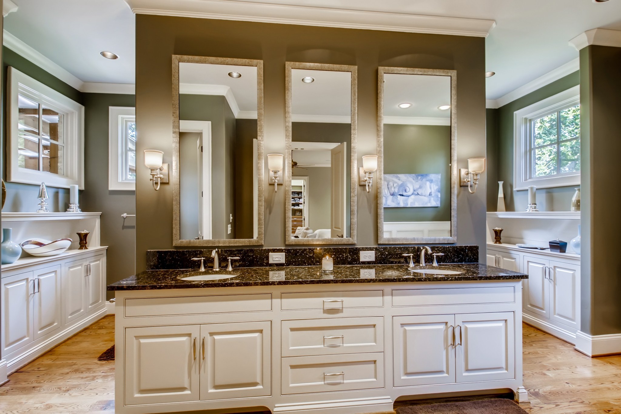 3919 Dorcas Drive Nashville, TN 37215 - Photo 20 of 40 a bathroom with a granite countertop sink a large mirror and a