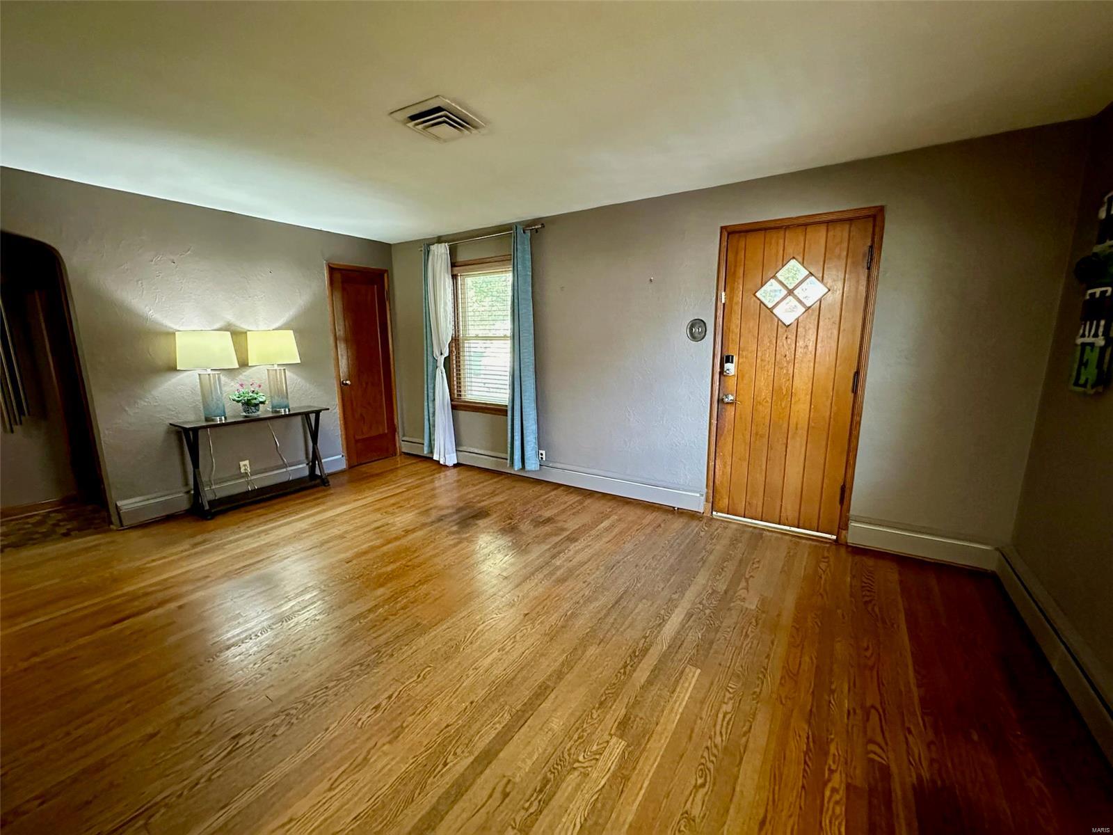 7004 Rhodes Avenue St. Louis, MO 63123 - Photo 4 of 25