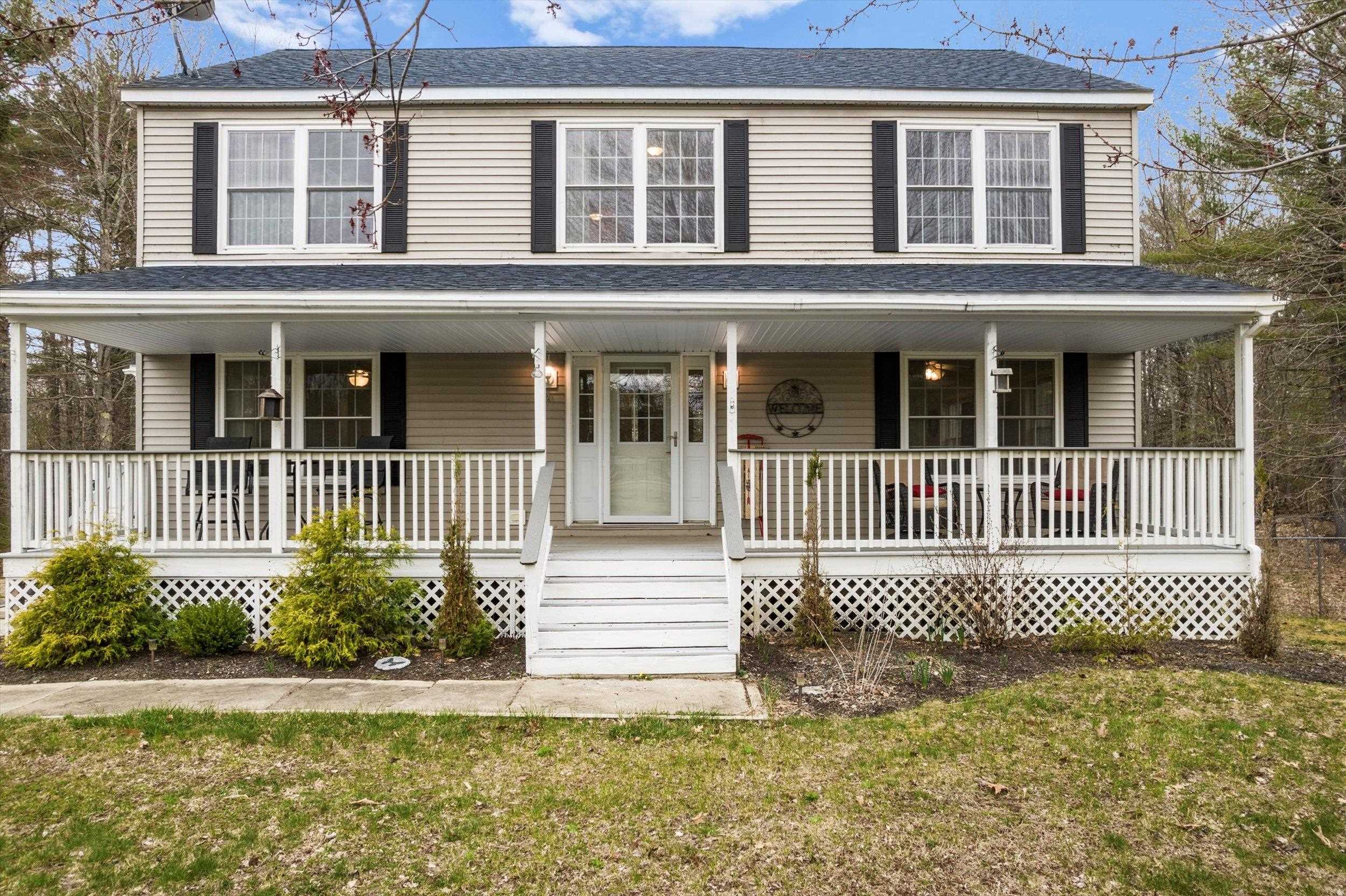 221 Salmon Falls Road Rochester, NH 03868 - Photo 1 of 40