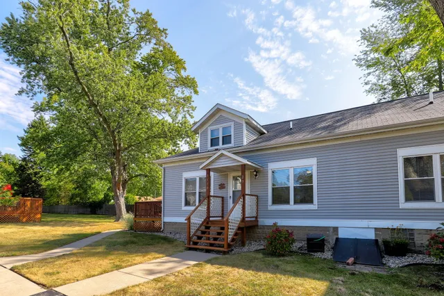 $399,000 | 7370 North North Shore Dr Haven, Unit 23, South Haven, MI 49090