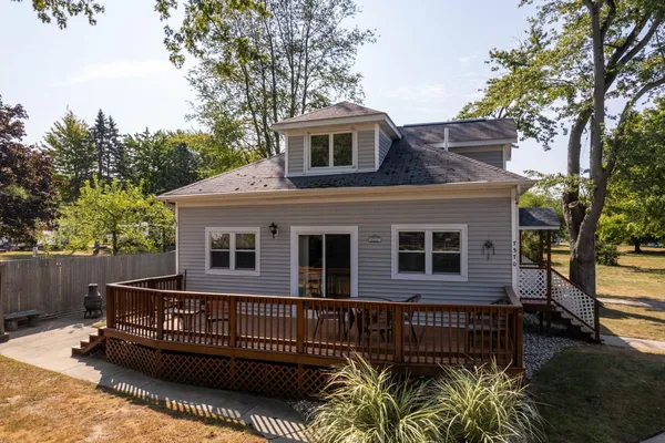 $374,900 | 7370 North North Shore Dr Haven, Unit 23, South Haven, MI 49090