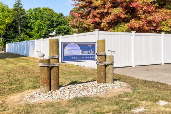 $374,900 | 7370 North North Shore Dr Haven, Unit 23, South Haven, MI 49090