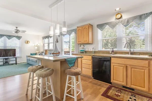 $374,900 | 7370 North North Shore Dr Haven, Unit 23, South Haven, MI 49090