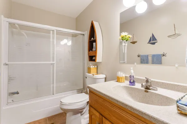 $374,900 | 7370 North North Shore Dr Haven, Unit 23, South Haven, MI 49090