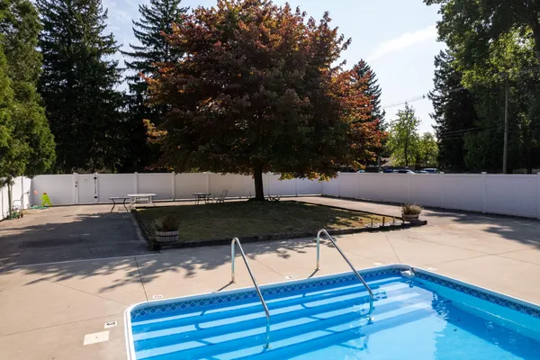 $374,900 | 7370 North North Shore Dr Haven, Unit 23, South Haven, MI 49090